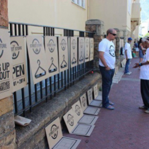 街头捐赠商店，保护受助人尊严