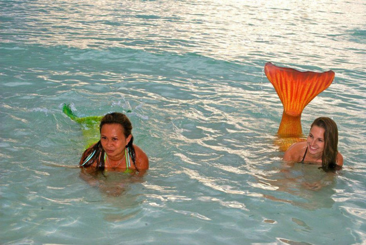 游泳学校教会你如何成为一个美人鱼(图9) 游泳学校教会你如何成为一个美人鱼(图9)